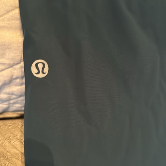 Lululemon men’s workout joggers - Picture 3 of 4